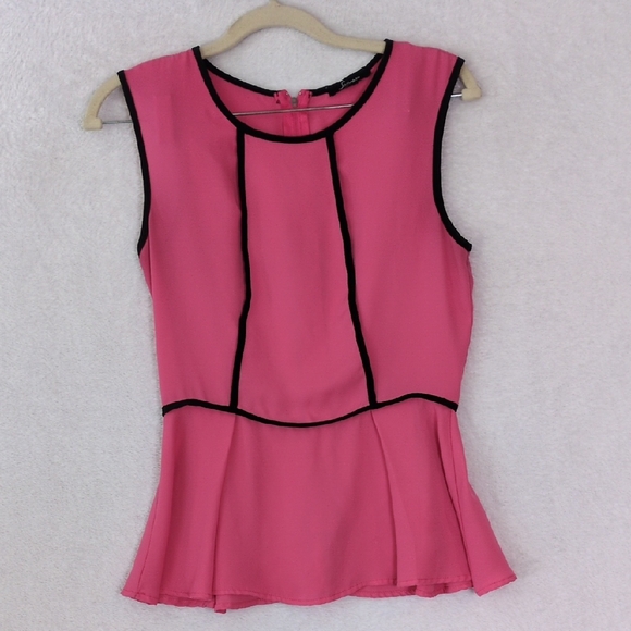 Soprano Junior's Pink Peplum Y22K Sleeveless Sirencore Blouse Size S‎ - Picture 1 of 4